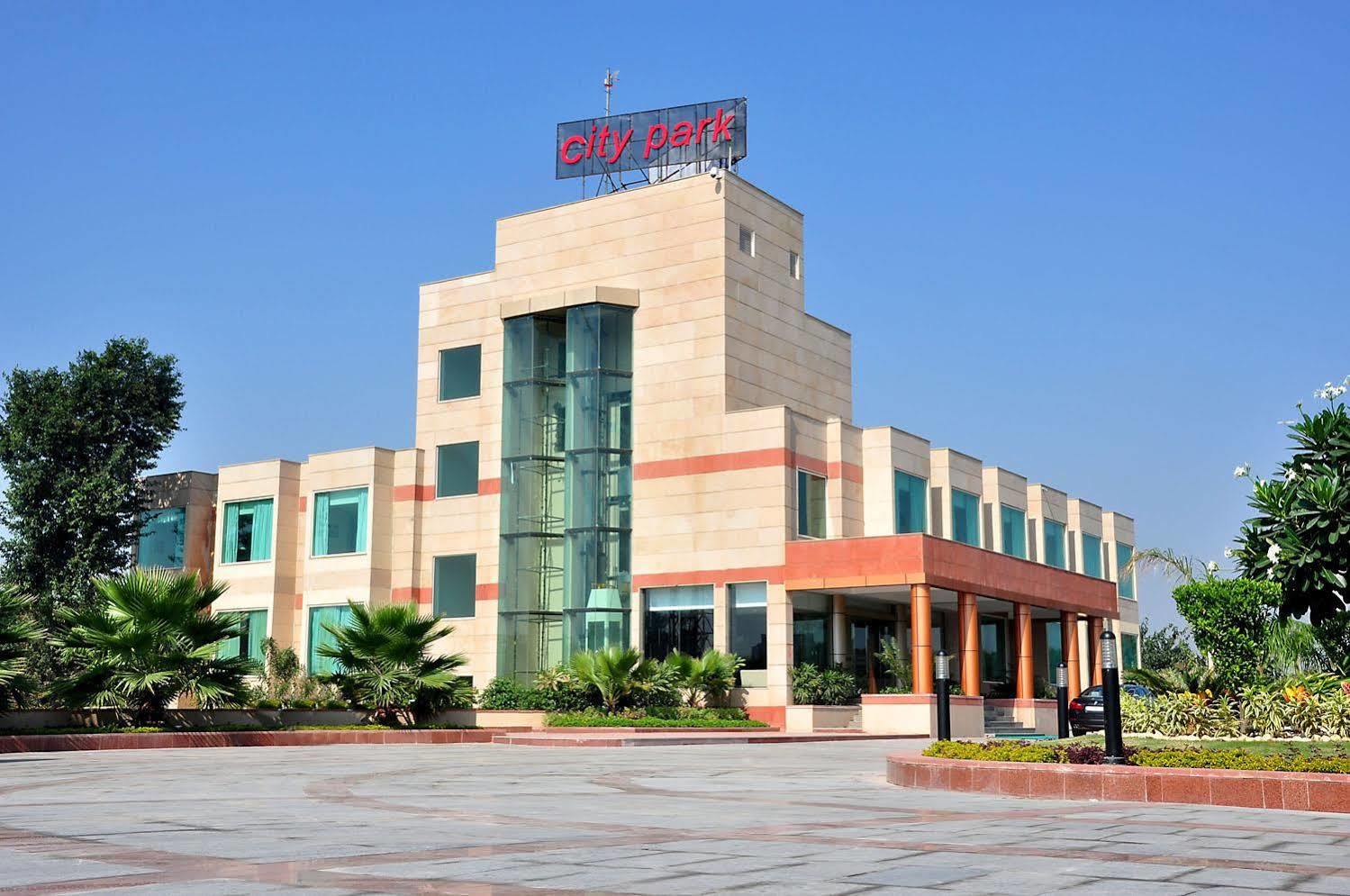 City Park Airport Gurgaon Exterior photo